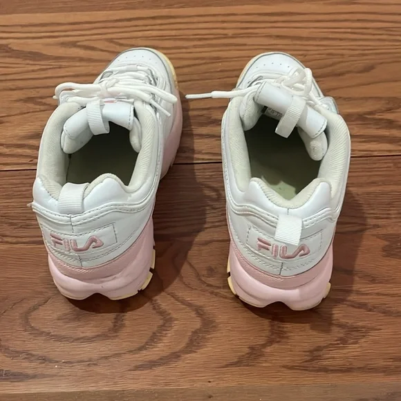 Fila Disruptor II Premium Women’s Lifestyle Sneakers - Picture 3 of 6